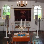 Die Synagoge Dornum blieb in der Pogromnacht unbeschädigt. Sie beherrbergt heute ein sehenswertes Museum.