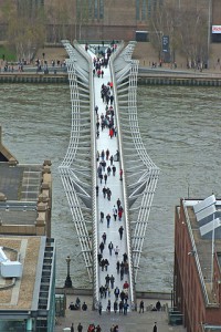 Die Millenium Bridge.