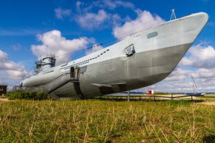 1024px-U995_in_Laboe_msu2017-0525