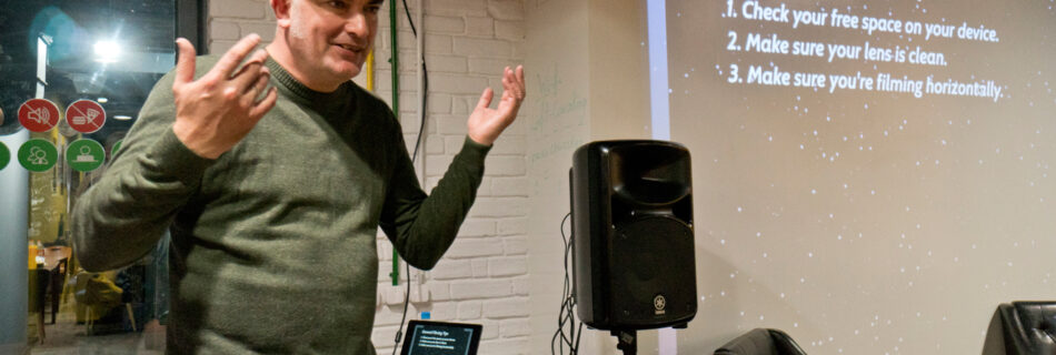 Matthias Süßen bei einem Mobile Journalism Workshop in Jerewan (Armenien)