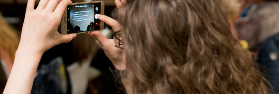 Mobiler Journalismus gibt Menschen weltweit eine Stimme.