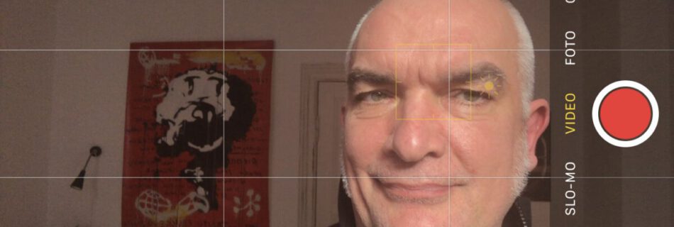 Beitragsbild zum Artikel Filmen mit dem iPhone. Es zeigt einen Screenshot der Standardkameraapp, die meist völlig ausreichend ist.